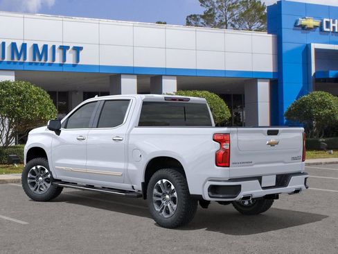 New 2026 Chevrolet Silverado 1500 High Country w/ Technology Package AWD/4WD image 3