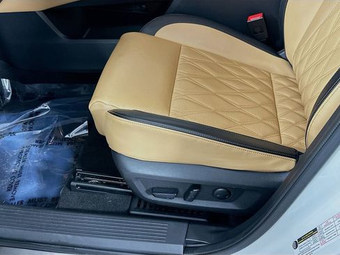 Certified 2023 Nissan Rogue Platinum AWD/4WD image 27