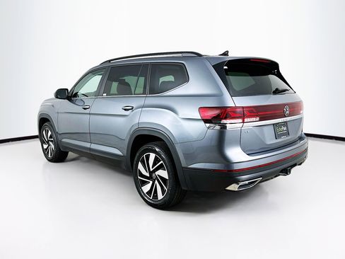 Used 2025 Volkswagen Atlas SE image 5