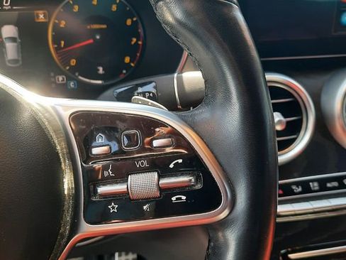 Used 2021 Mercedes-Benz GLC 300 4MATIC Coupe image 12