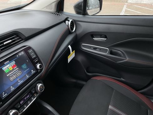 New 2025 Nissan Versa SR w/ Trunk Package image 33