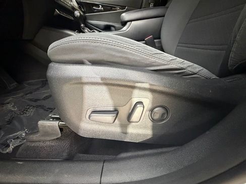 Used 2016 Kia Sorento LX w/ LX Convenience Package AWD/4WD image 25