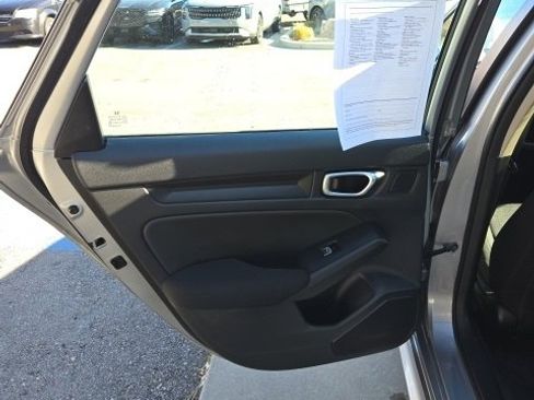 Used 2022 Honda Civic EX image 21