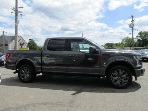 Used 2016 Ford F150 Lariat w/ Equipment Group 502A Luxury AWD/4WD image 8