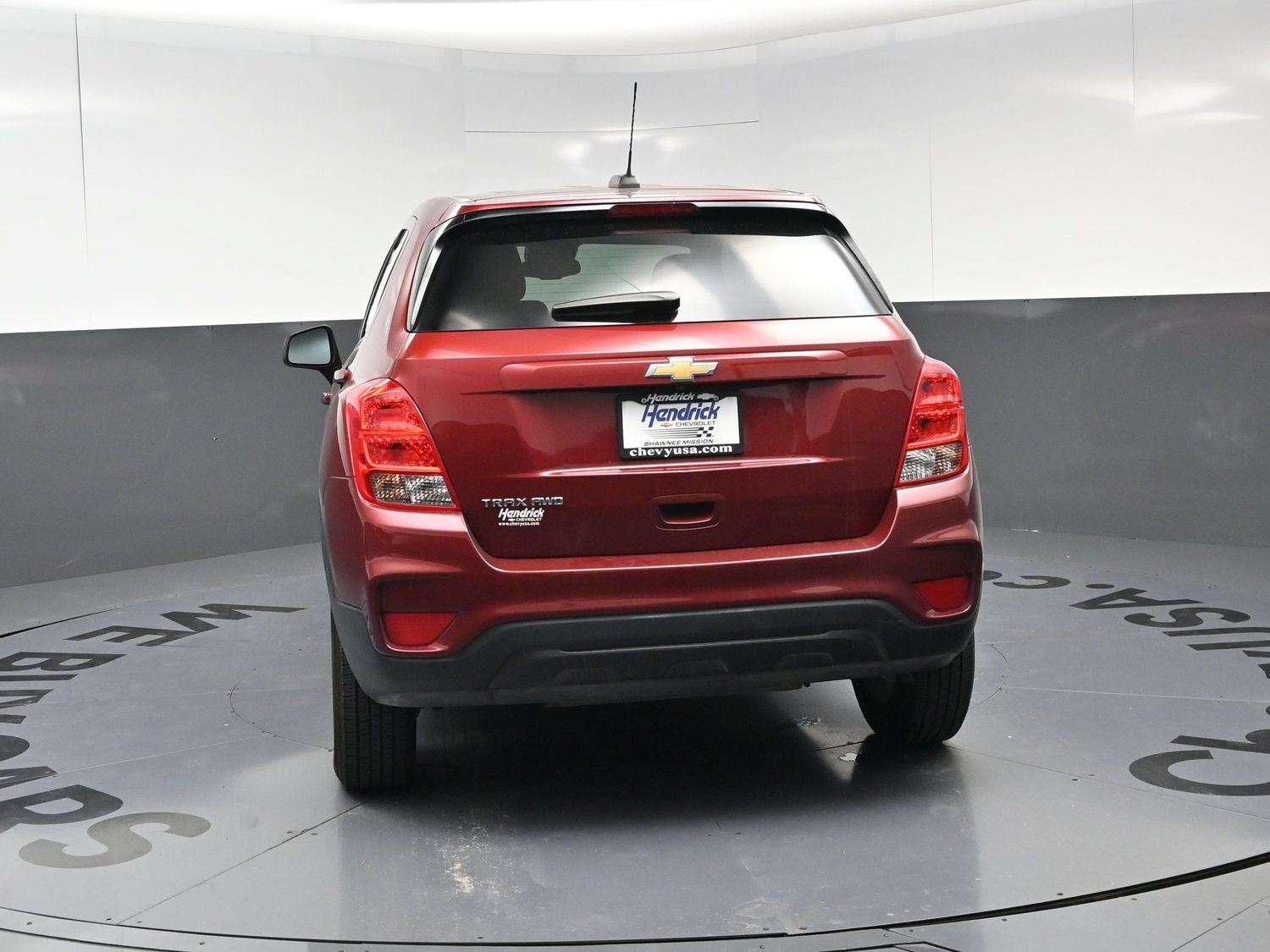 Used 2021 Chevrolet Trax LS w/ Tint and Cruise Package AWD/4WD image 8