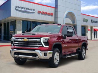 Used 2024 Chevrolet Silverado 2500 LTZ w/ LTZ Plus Package AWD/4WD video 2