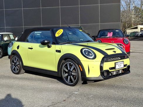 Used 2022 MINI Cooper S w/ Driver Assistance Package image 30