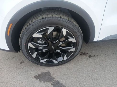 New 2026 Kia Sorento EX AWD/4WD image 10