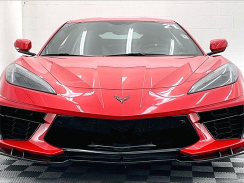 Used 2021 Chevrolet Corvette Stingray Preferred Cpe w/ Z51 Performance Package image 2