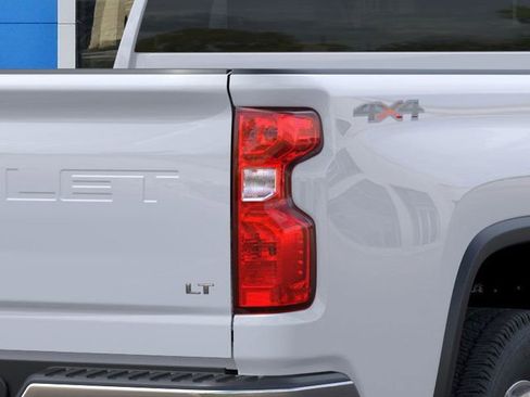 New 2025 Chevrolet Silverado 2500 LT w/ Convenience Package image 13
