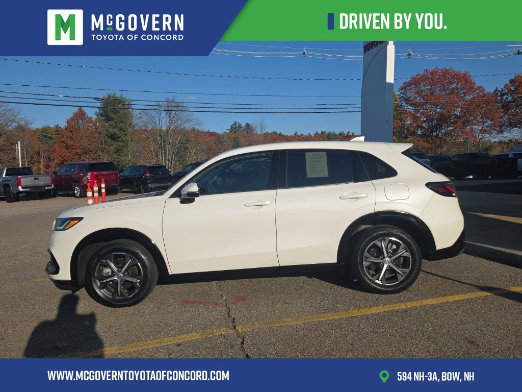 Used 2024 Honda HR-V EX-L image 2