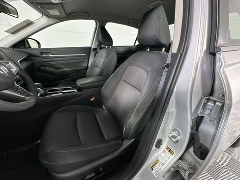 Certified 2021 Nissan Altima 2.5 SV image 11