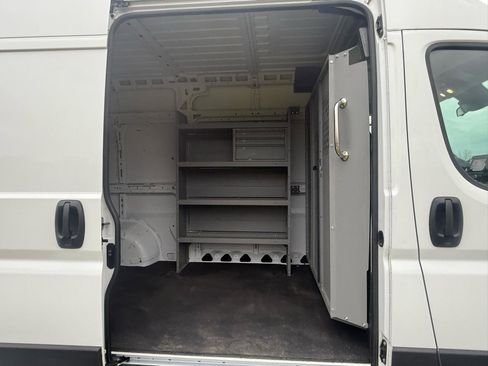 Used 2022 RAM ProMaster 2500 FWD image 6