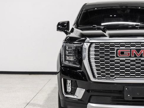 Used 2021 GMC Yukon Denali w/ Denali Premium Package image 58