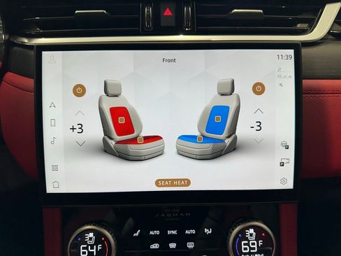 New 2025 Jaguar F-PACE R-Dynamic S image 23