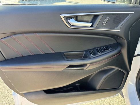 Used 2023 Ford Edge ST-Line image 14