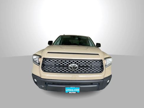 Used 2019 Toyota Tundra SR5 w/ SR5 Upgrade Package AWD/4WD image 3