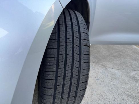 Used 2022 Toyota Corolla LE image 37