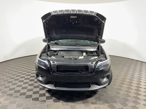 Used 2020 Jeep Cherokee Latitude Plus w/ Cold Weather Group image 5