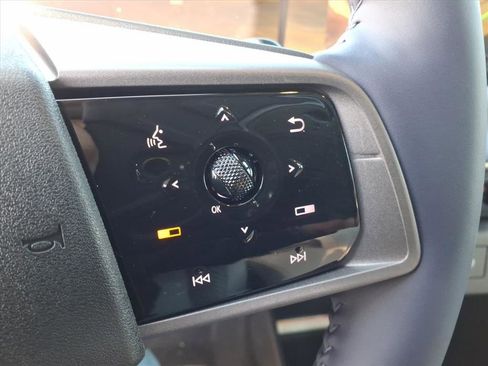 New 2026 Nissan Leaf Platinum+ image 23