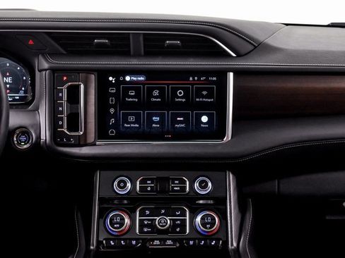 Used 2023 GMC Yukon Denali Ultimate image 39