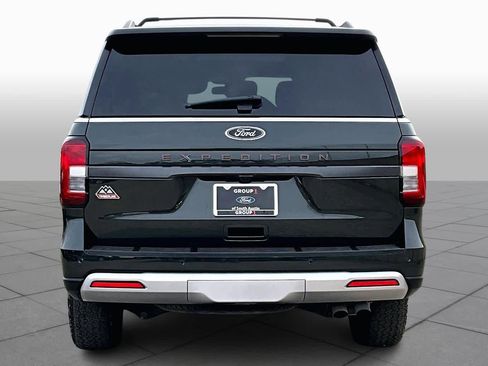 Used 2022 Ford Expedition Timberline image 5