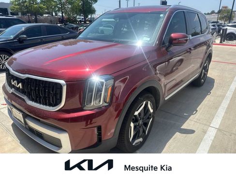 Certified 2024 Kia Telluride EX w/ EX Captain's Chair Package FWD image 1
