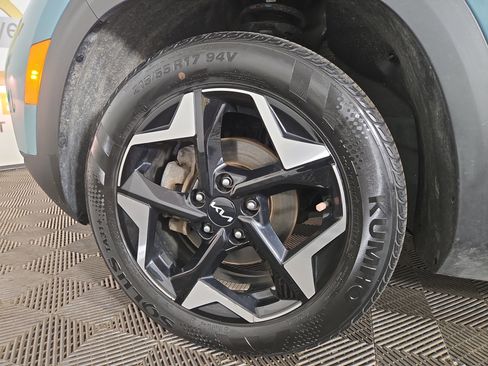 Used 2025 Kia Seltos EX w/ EX Sunroof Package image 33