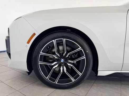 New 2026 BMW 760i xDrive w/ Executive Package AWD/4WD image 11