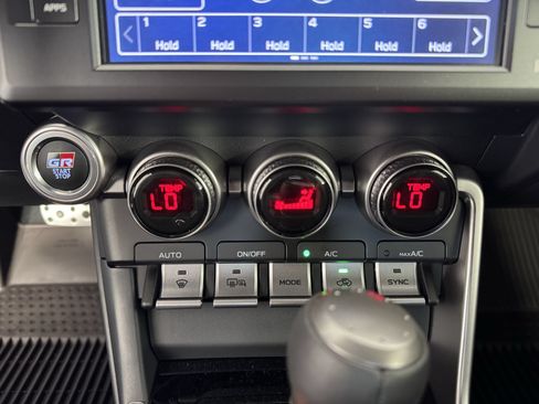 New 2026 Toyota GR86 Premium RWD image 3