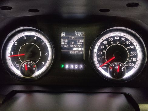 Used 2019 RAM 1500 Tradesman w/ Tradesman SXT Package RWD image 23