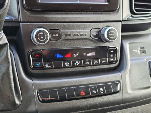 Used 2022 RAM ProMaster 2500 image 24
