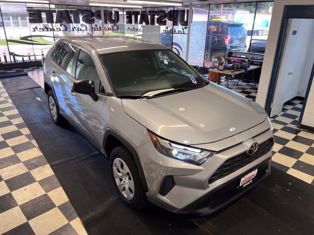 Used 2025 Toyota RAV4 LE AWD/4WD image 13