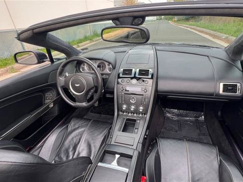 Used 2008 Aston Martin V8 Vantage Roadster RWD image 68