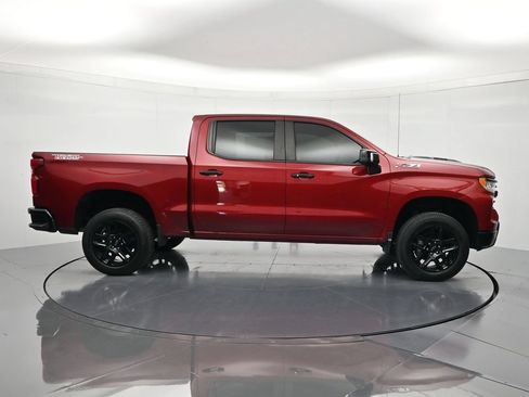 Used 2022 Chevrolet Silverado 1500 LT Trail Boss w/ LT Trail Boss Premium Package AWD/4WD image 4