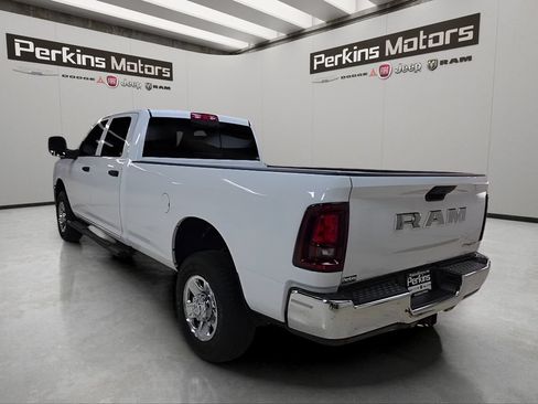 New 2026 RAM 2500 Tradesman AWD/4WD image 3