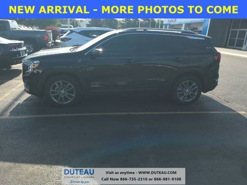Used 2022 GMC Terrain SLT w/ Infotainment Package II AWD/4WD image 1