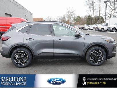 New 2026 Ford Escape Platinum w/ Premium Technology Package