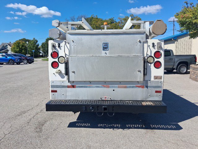 Used 2005 GMC Sierra 2500 W/T RWD image 4