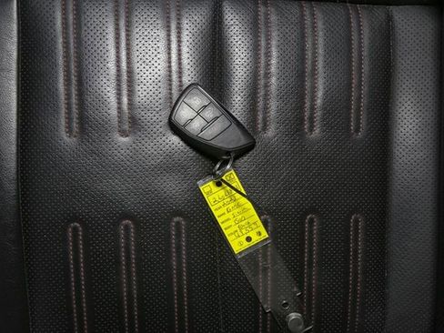 Used 2023 GMC Sierra 1500 AT4X AWD/4WD image 40