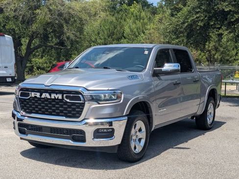 Used 2025 RAM 1500 Big Horn AWD/4WD image 7