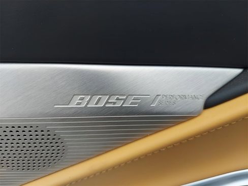 Used 2021 Chevrolet Corvette Stingray Premium Cpe w/ Z51 Performance Package image 17