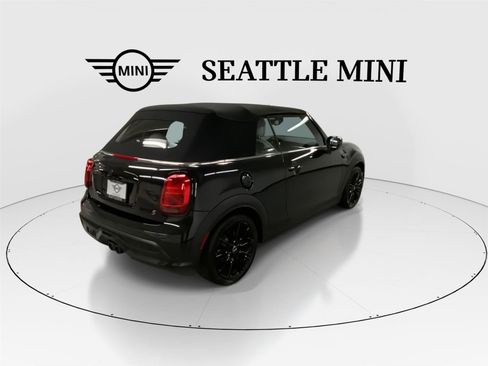 Certified 2023 MINI Cooper S image 11
