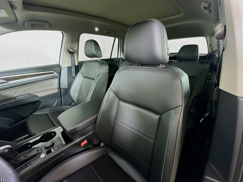 Used 2023 Volkswagen Atlas SE w/ Panoramic Sunroof Package AWD/4WD image 19