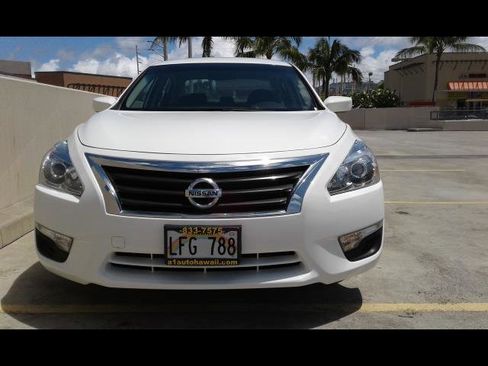 Used 2015 Nissan Altima 2.5 S w/ Power Driver Seat Package image 2