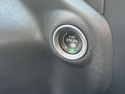 Used 2022 GMC Sierra 1500 AT4 w/ AT4 Premium Package image 41