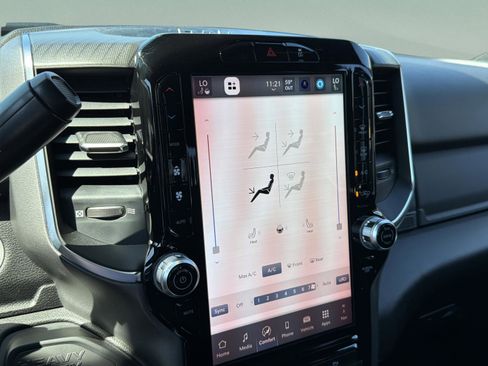 New 2025 RAM 2500 Big Horn AWD/4WD image 16