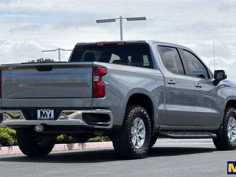 Certified 2024 Chevrolet Silverado 1500 LT w/ Protection Package AWD/4WD image 4