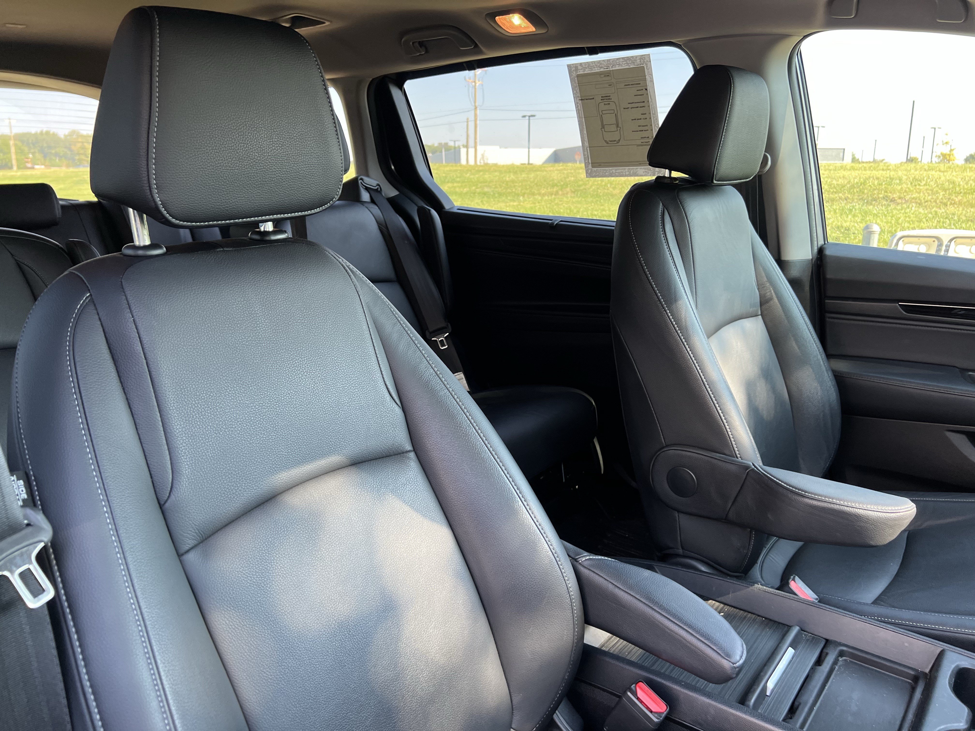 Used 2024 Honda Odyssey Touring image 35