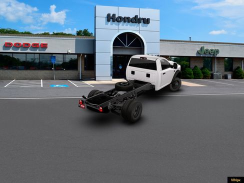New 2026 RAM 5500 Tradesman AWD/4WD image 7